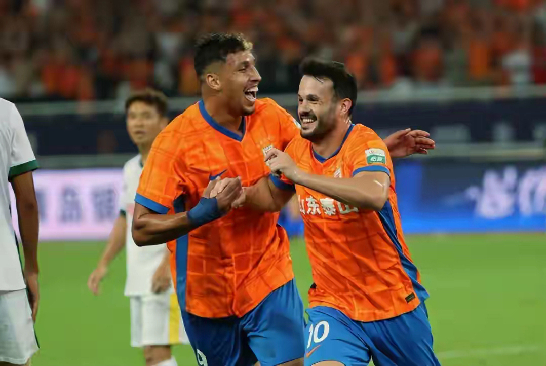 爱游戏体育-包含赛地聚焦——NBA常规赛窗口期热度飙升，山东泰山队长鼓劲，底气十足，年轻球员得到机会的词条